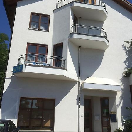 Hotel Wintergarten Бад Белинген Екстериор снимка
