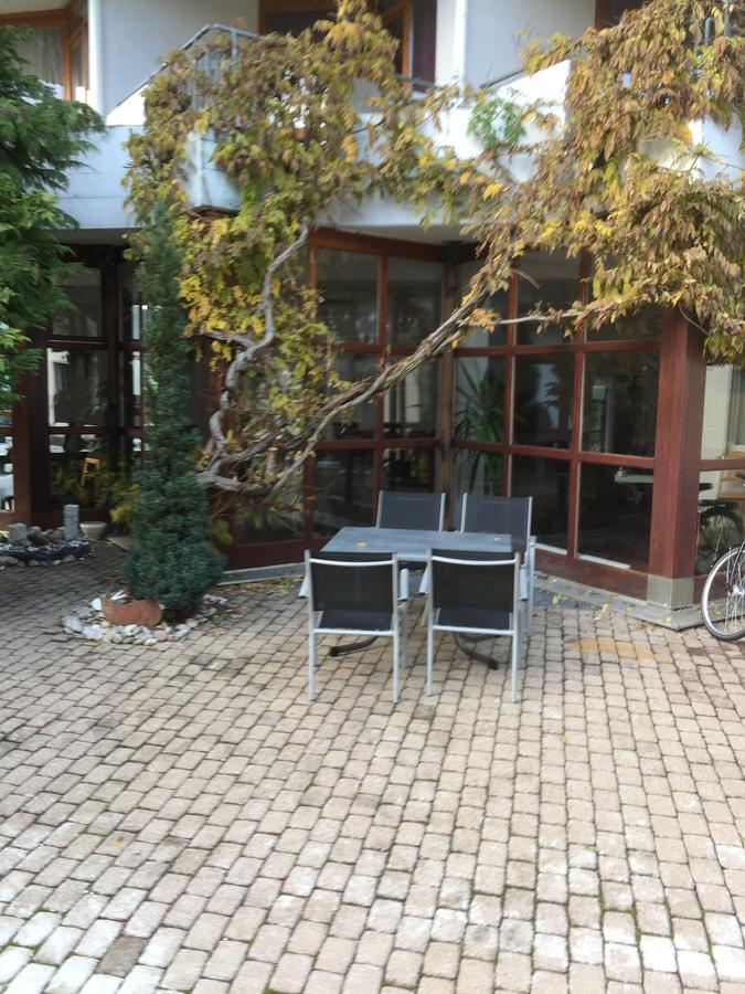 Hotel Wintergarten Бад Белинген Екстериор снимка