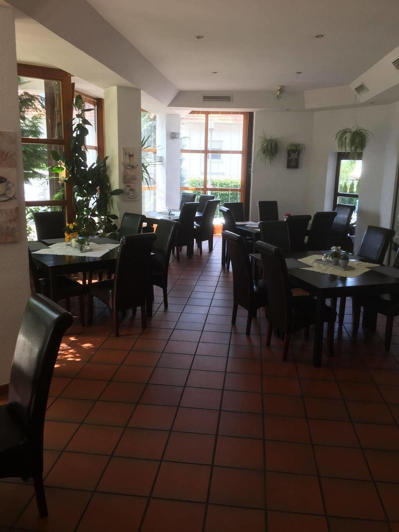 Hotel Wintergarten Бад Белинген Екстериор снимка